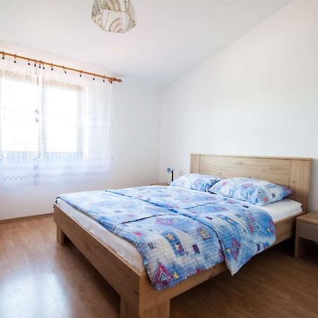 Apartments Dara Umag Extérieur photo