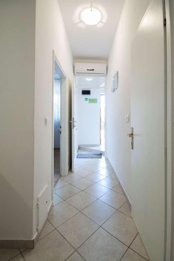 Apartments Dara Umag Extérieur photo