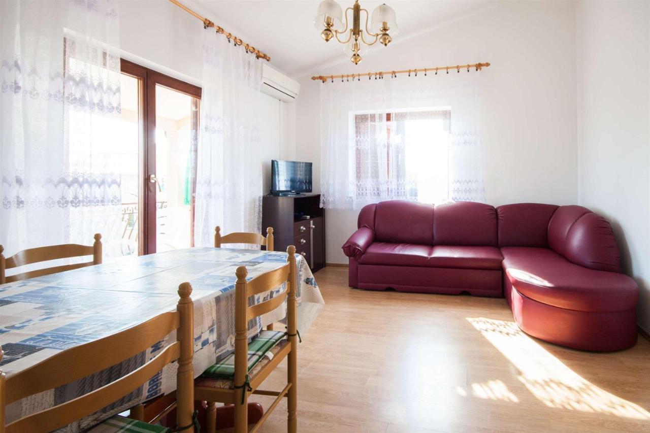 Apartments Dara Umag Extérieur photo