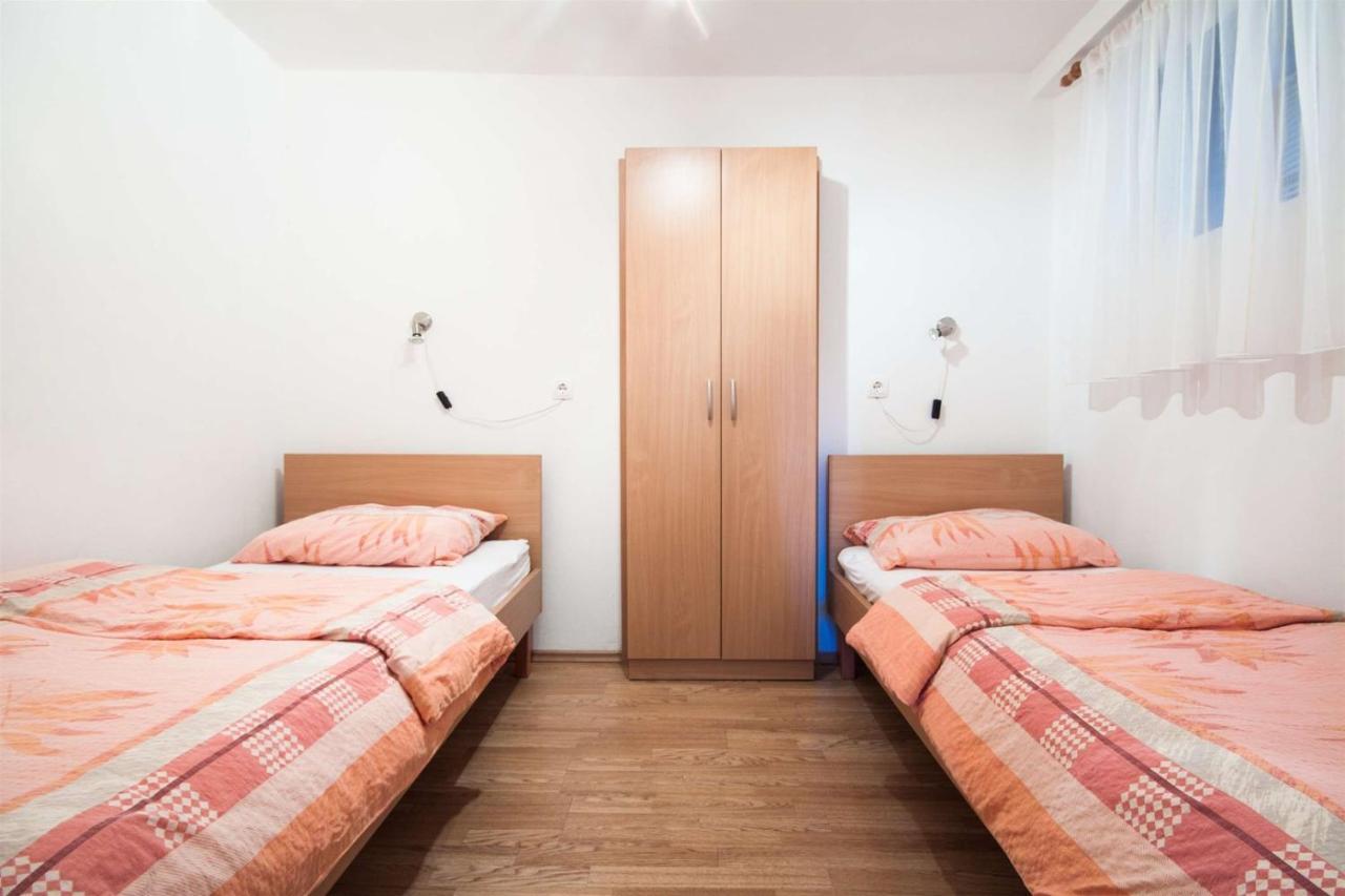 Apartments Dara Umag Extérieur photo