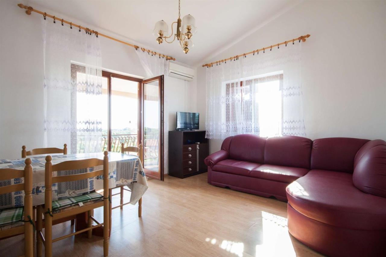 Apartments Dara Umag Extérieur photo
